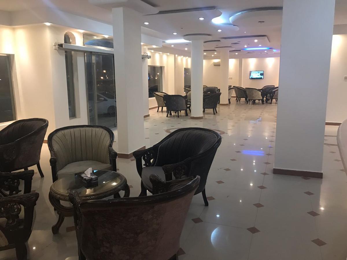 Al Makan Al Mosafer 116 Hotel By Al Azmy Riyadh Exteriör bild