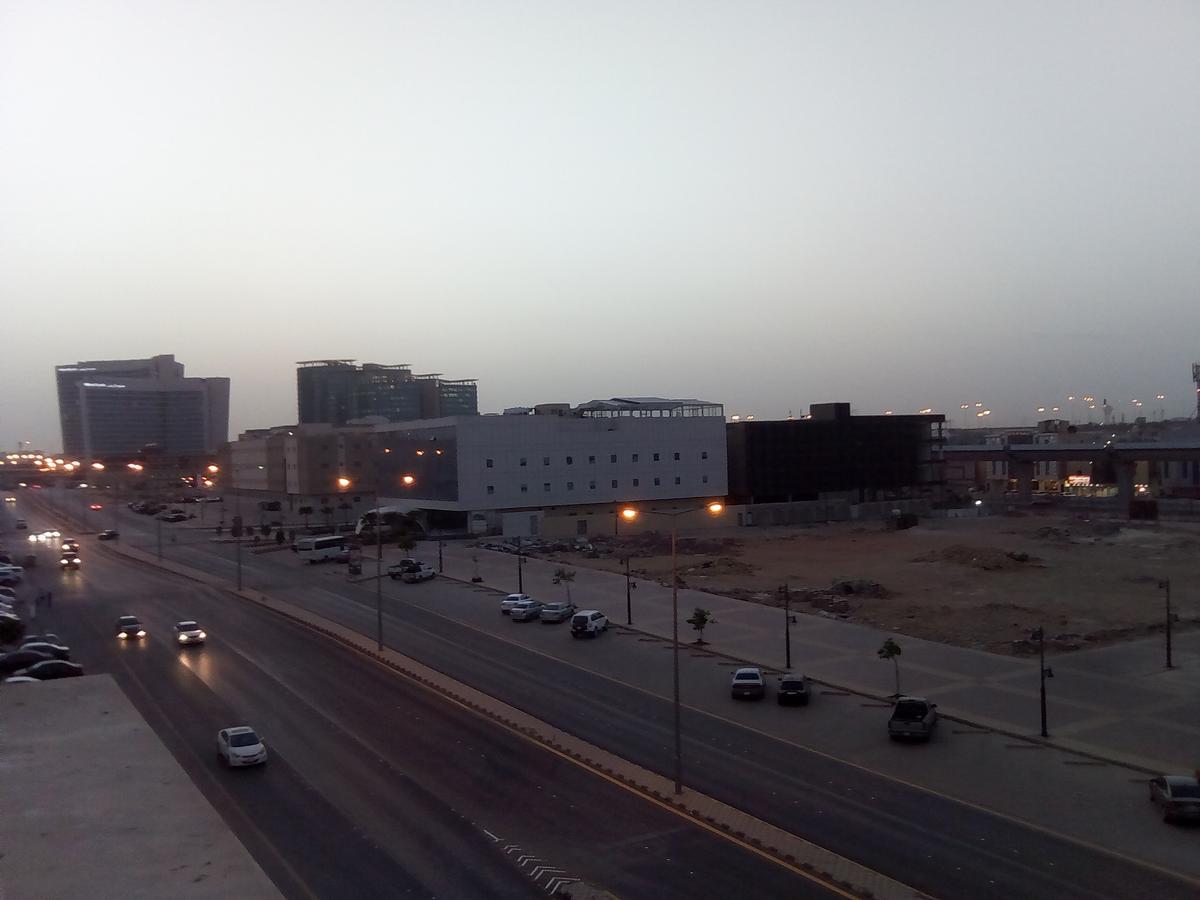 Al Makan Al Mosafer 116 Hotel By Al Azmy Riyadh Exteriör bild